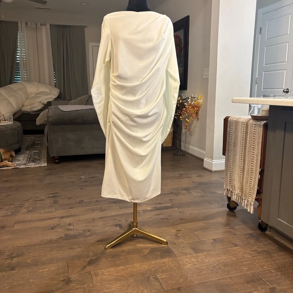 Betsy & Adam White Long Sleeve Dress - Picture 2 of 5